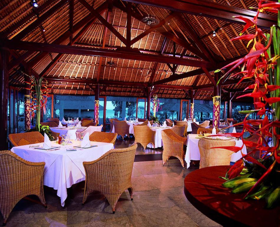 The Oberoi Beach Resort, Bali Seminyak Restaurant foto